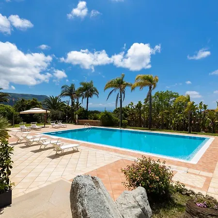 Agave מלון דירות קאפו ואטיצ'אנו